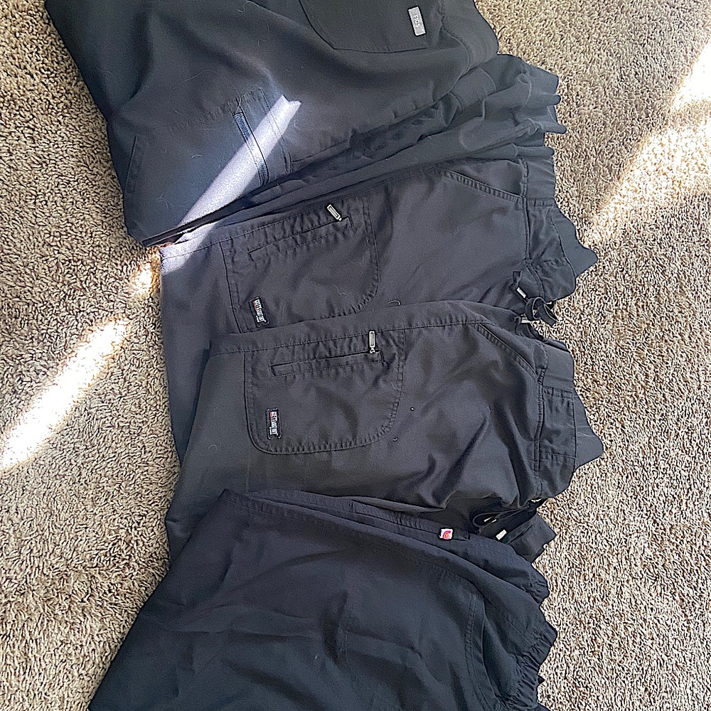 Figs, greys anatomy scrubs women size medium